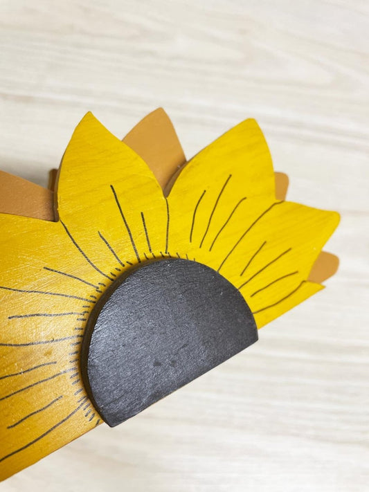 vintage 90s sunflower napkin holder - good market thrift store