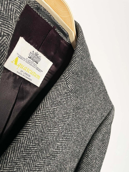 vintage aquascutum 100% wool herringbone single breasted coat - good market thrift store