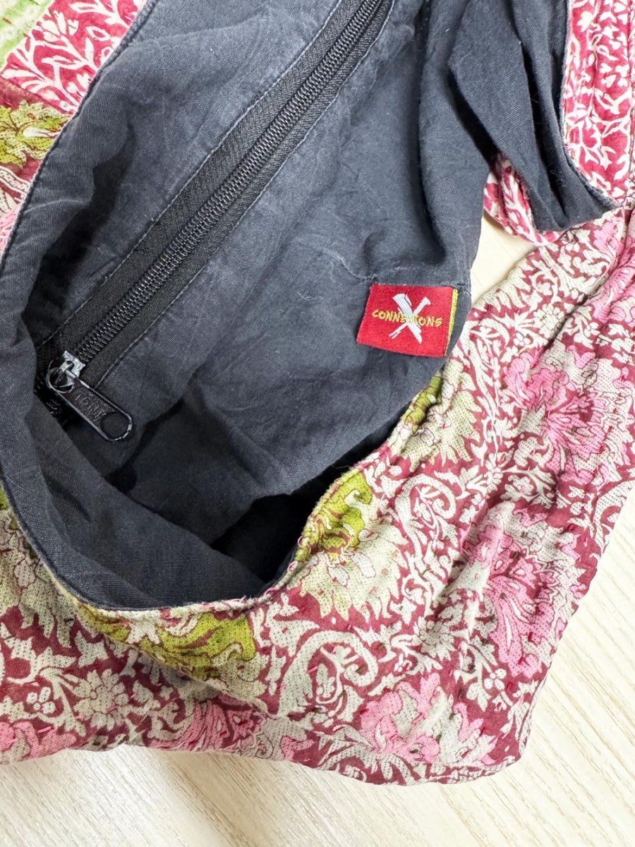 vintage connextions kantha hand-stitched patchwork bag | made in India - good market thrift store