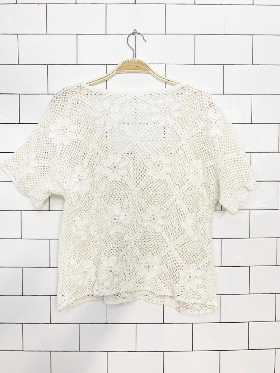 vintage crochet knit floral full button top - good market thrift store