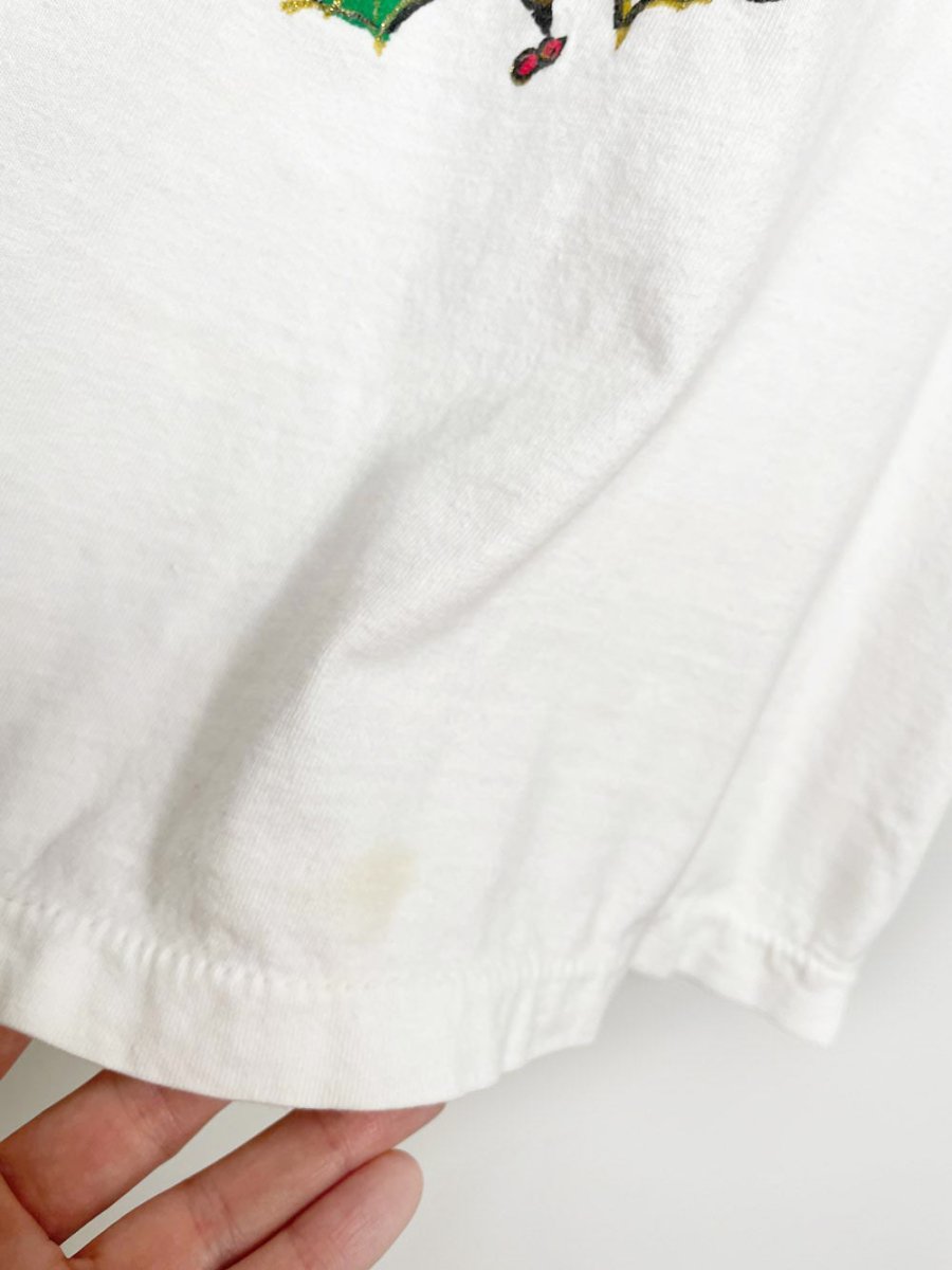 vintage glitter santa graphic tee - good market thrift store