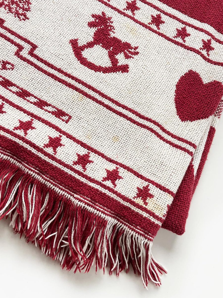 vintage goodwin weavers santas sleigh + reindeer throw blanket | made in USA - good market thrift store