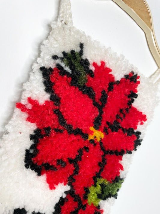 vintage handmade poinsettia latch hook wall hanging - good market thrift store
