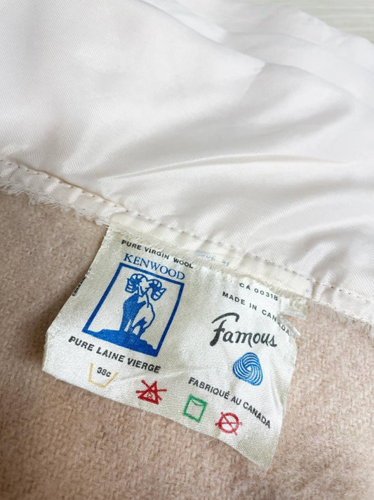 vintage kenwood 100% wool satin trim blanket - good market thrift store