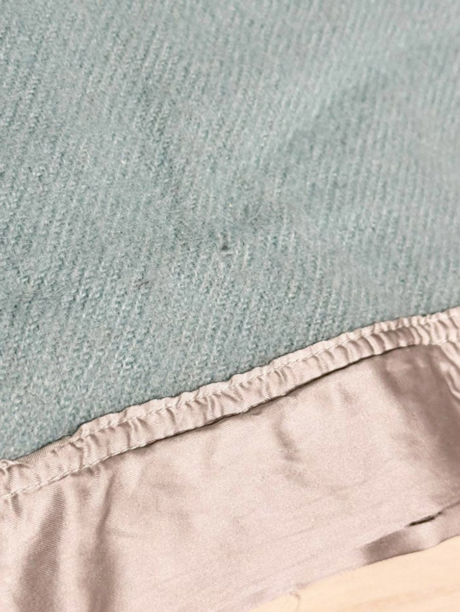 vintage kenwood 100% wool satin trim blanket | made in Canada - good market thrift store