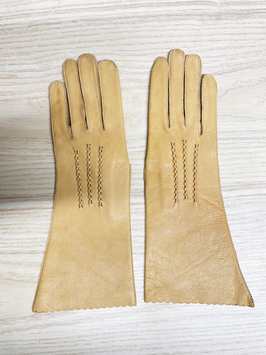vintage natural leather driving gloves | unlined - good market thrift store