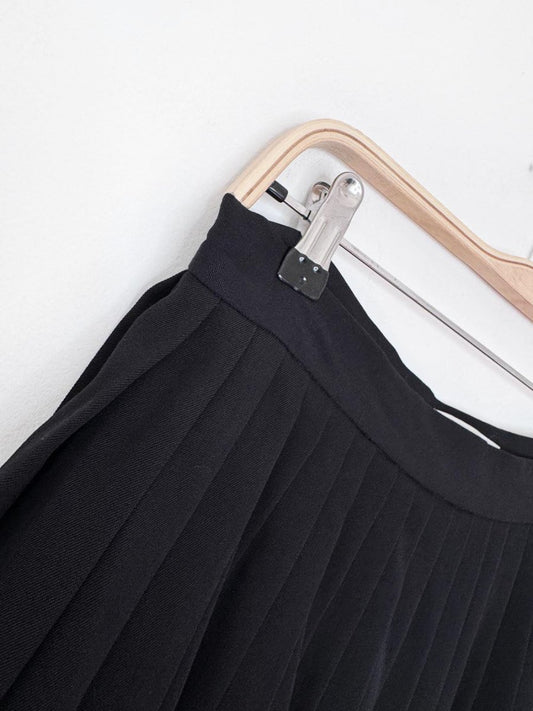 vintage ports 100% wool pleated full midi skirt - good market thrift store