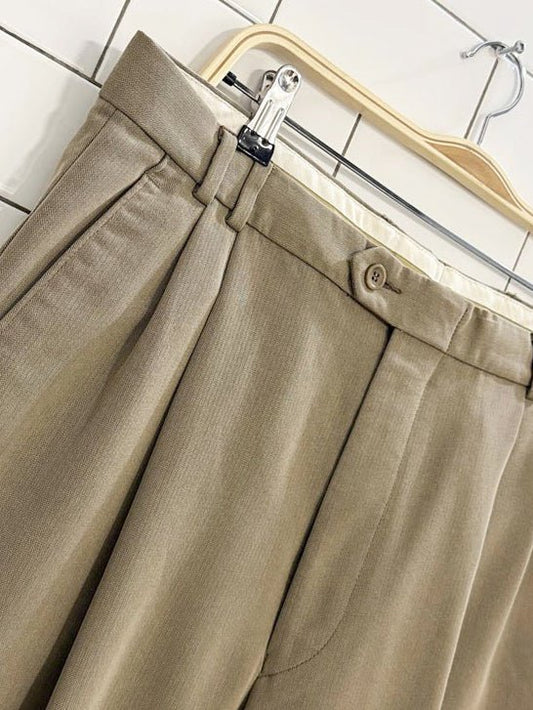 vintage soft pleated trousers | union made in Canada - good market thrift store