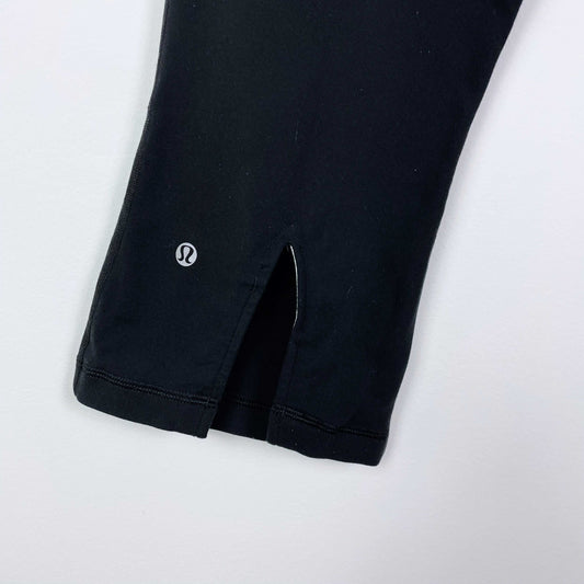 lululemon gather and crop crop luon - size 8
