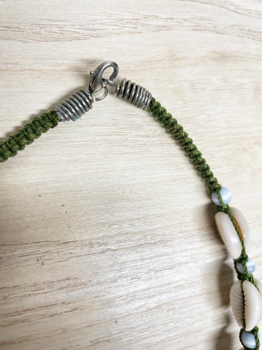 y2k cowrie shell choker necklace - good market thrift store
