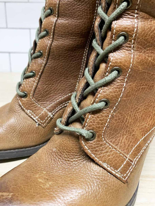 y2k naturalizer leather lace up heeled boots - good market thrift store