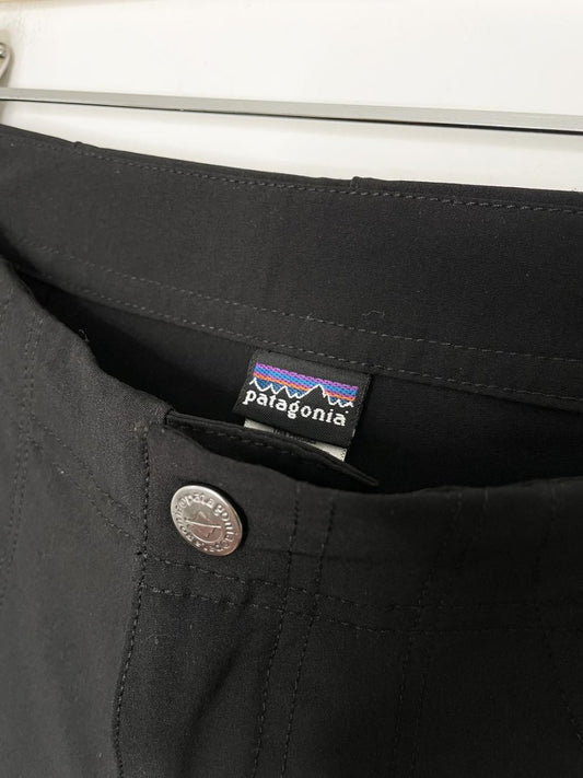 y2k patagonia stretch capri pant - good market thrift store