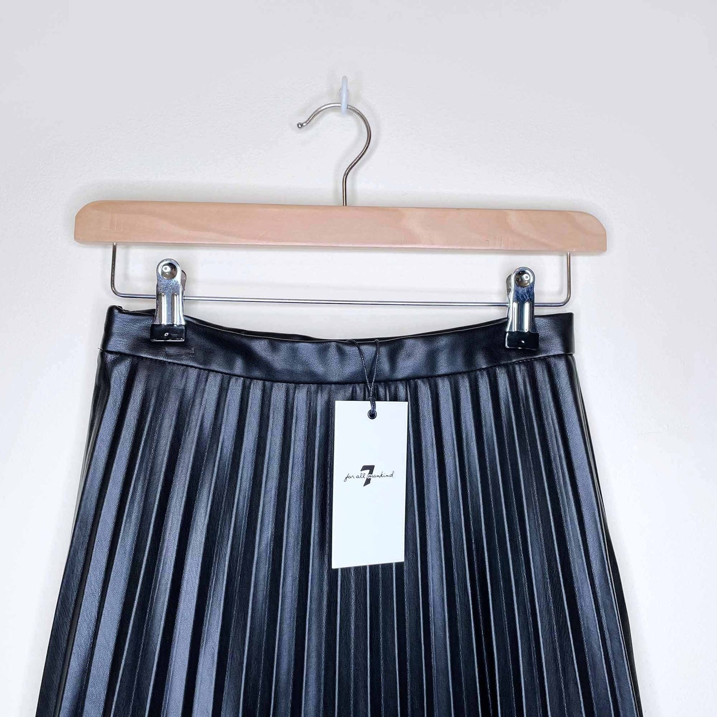nwt 7 for all mankind faux leather accordion midi skirt - size xs