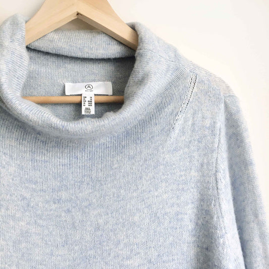 A MTL 1980 turtleneck sweater - size xl