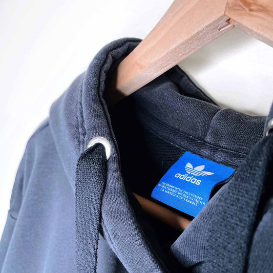 adidas large trefoil hooded sweatshirt - size medium