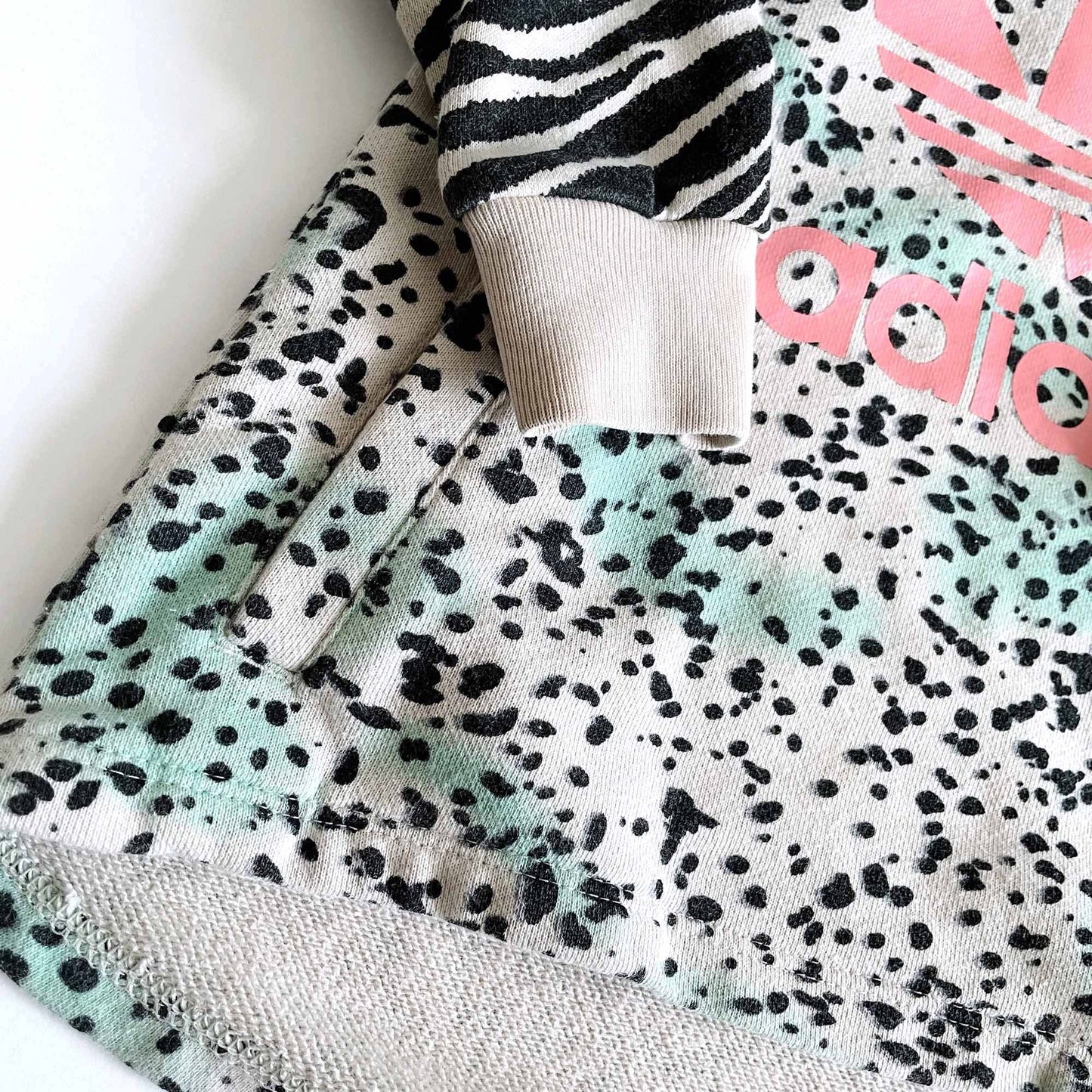 kids adidas animal print hoodie - size 3T