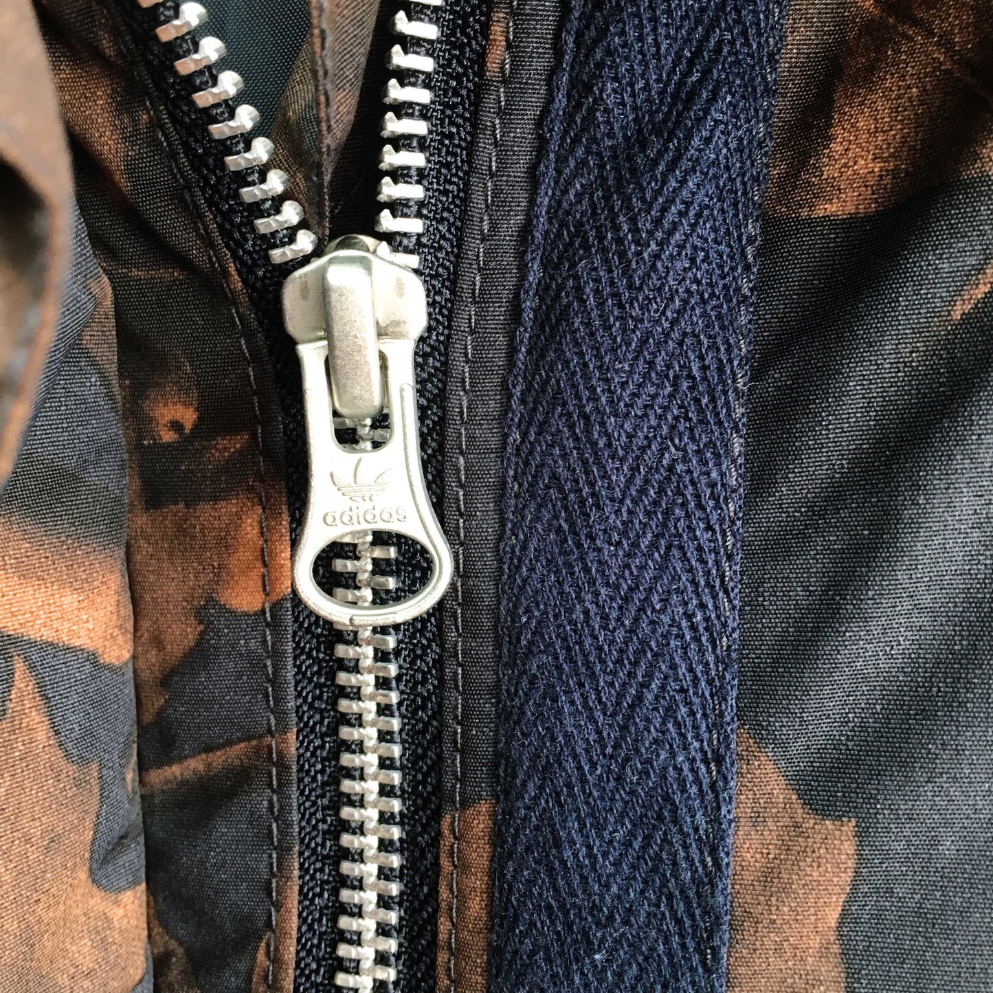 Adidas Leaf Camo Jacket - size xs