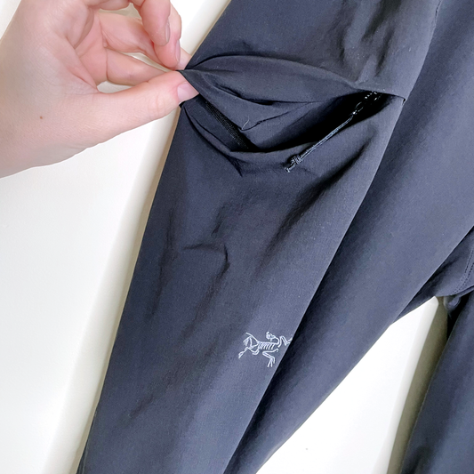 arc'teryx sabria black stretch trek pants - size 8
