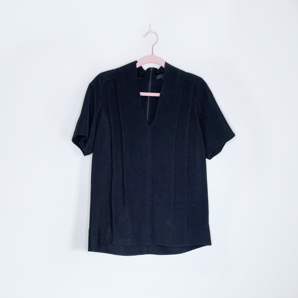 alexander wang black short sleeve v-neck top with cutouts - size 2