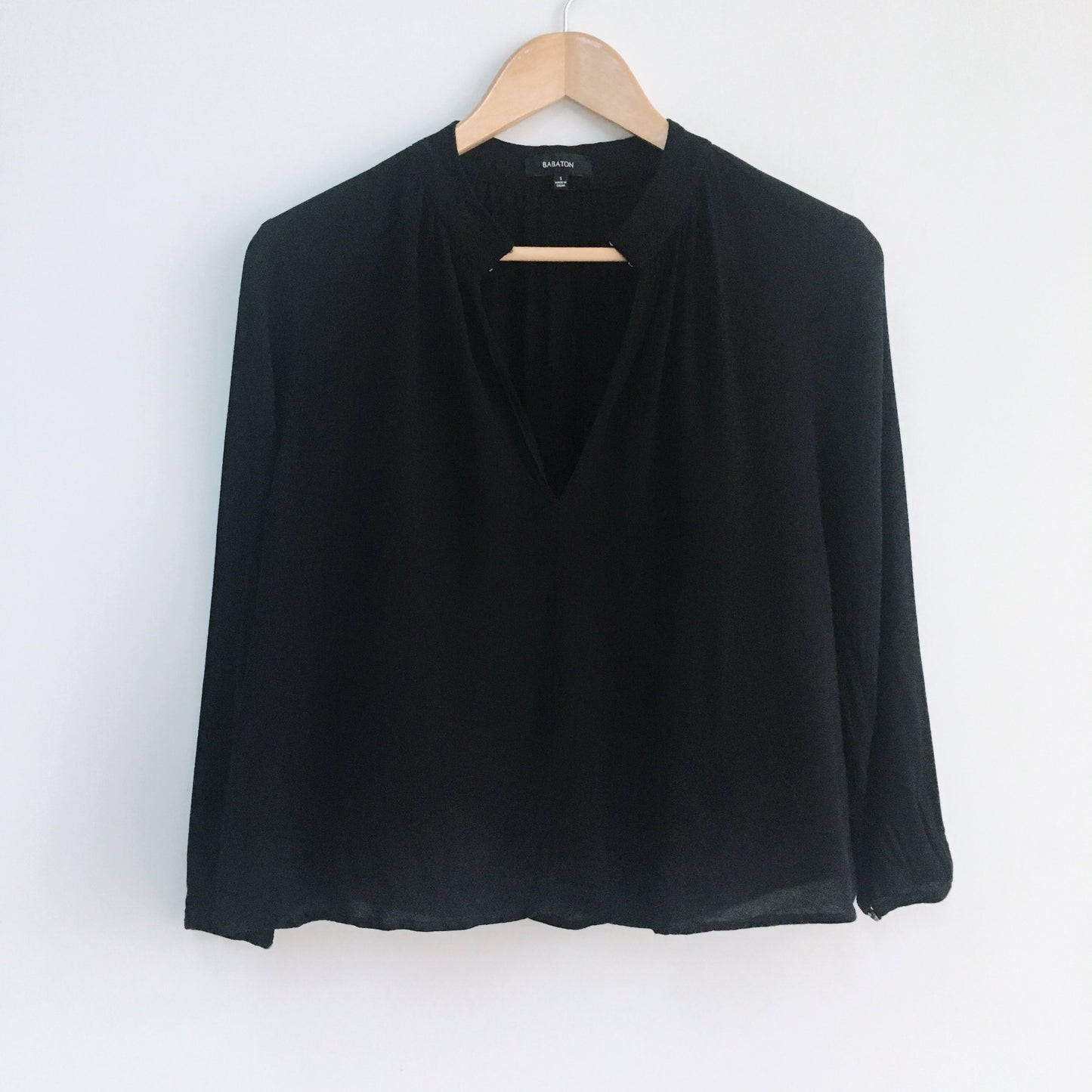 Babaton Aritizia Black Blouse - size Small