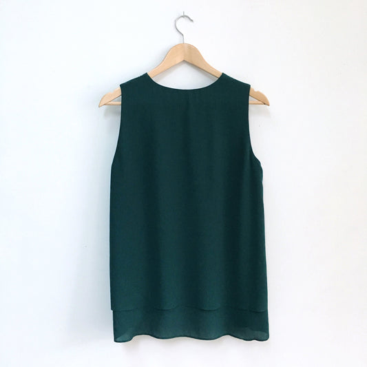 Banana Republic Layered Crepe Keyhole Tank - size Small