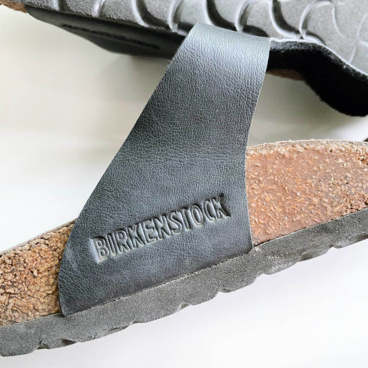birkenstock black gizeh sandals - size 36