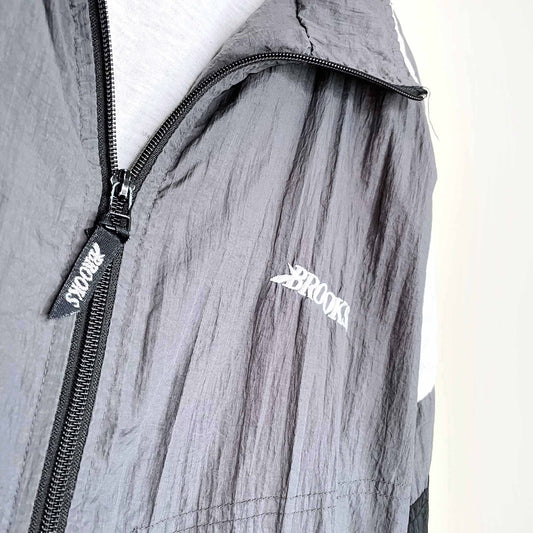 vintage brooks lined windbreaker - size large