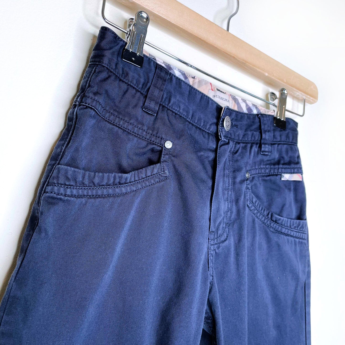 burberry kids black cotton chino's with nova check - size 10Y