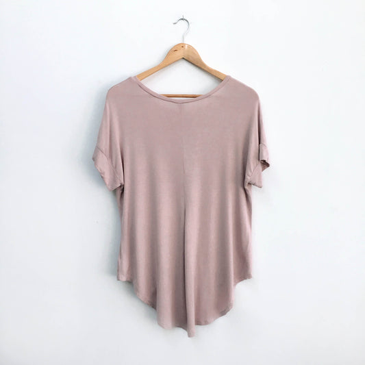 C Wonder Mauve Tee - size Large