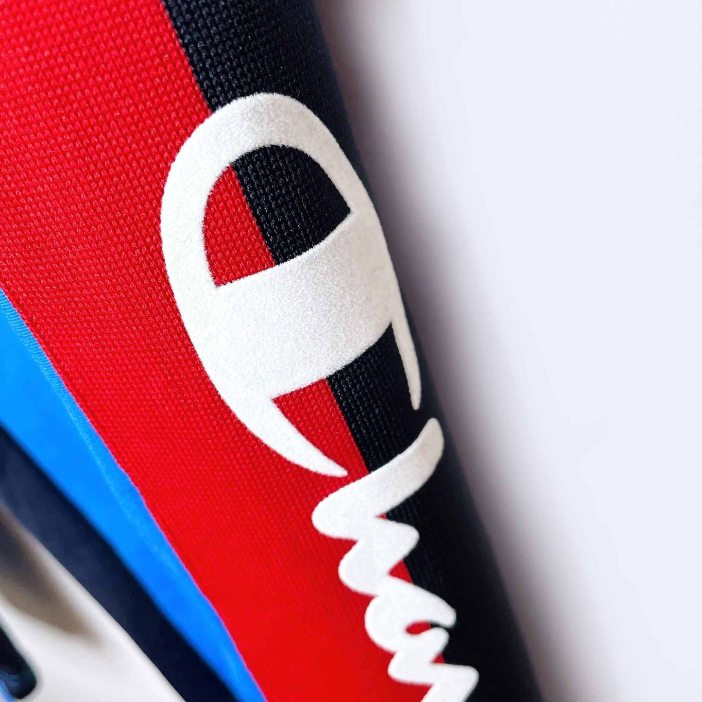 Champion tricot blue jay track pants - size Small