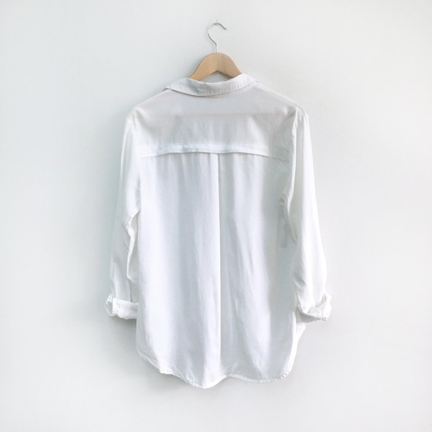 Cloth & Stone White Button up - size Medium