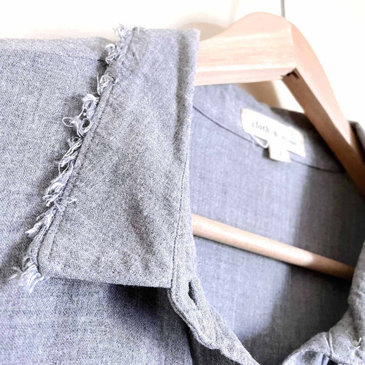 cloth & stone tiered raw peplum hem button down - size large