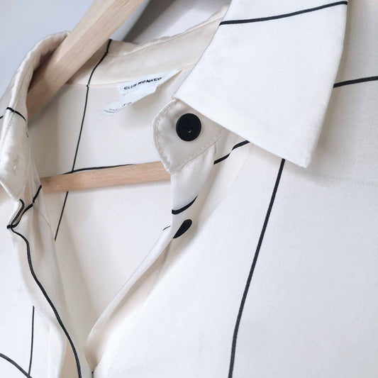 Club Monaco satin silk crosshatch button down shirt - size Small