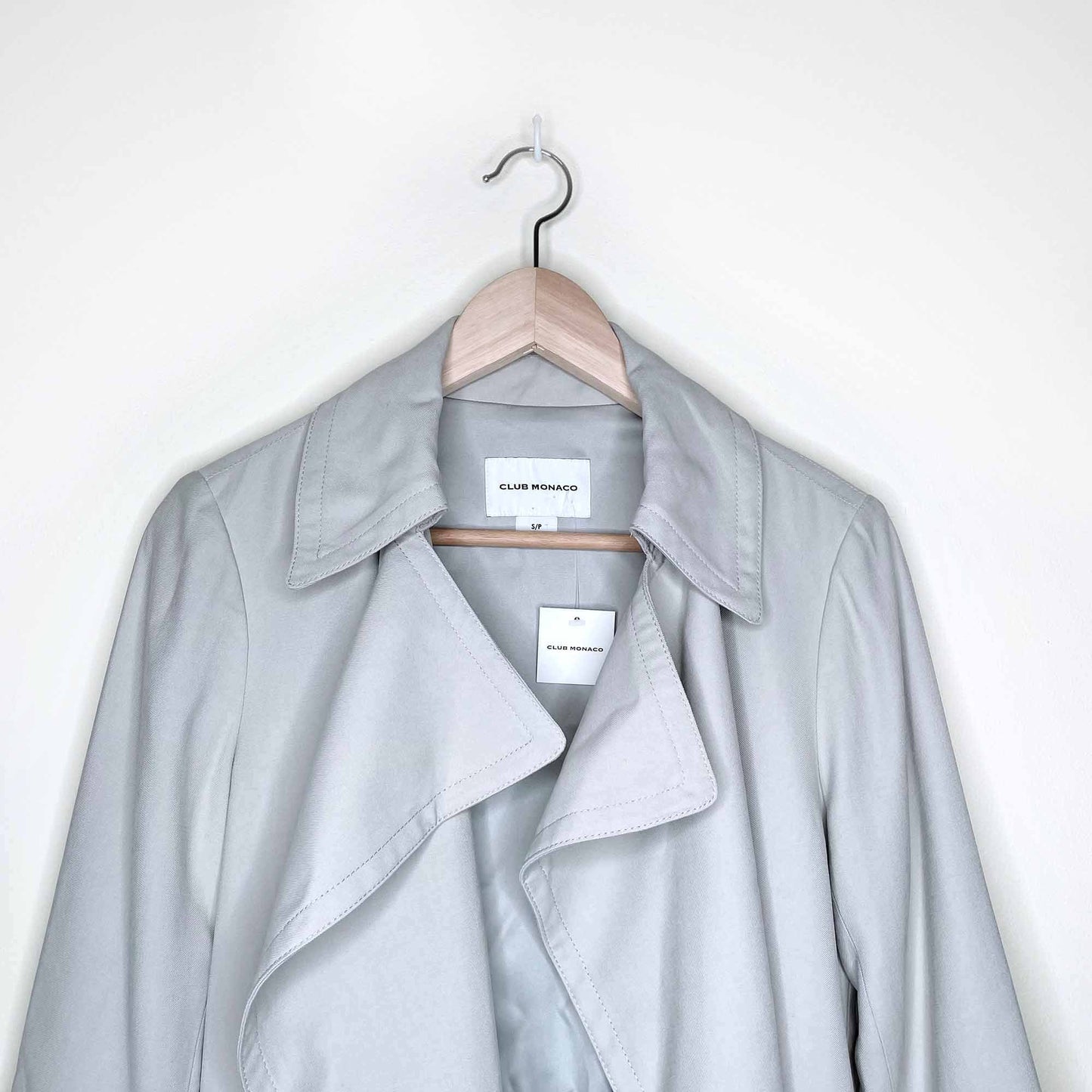 nwt club monaco belted ealdyn trench in sage green - size small