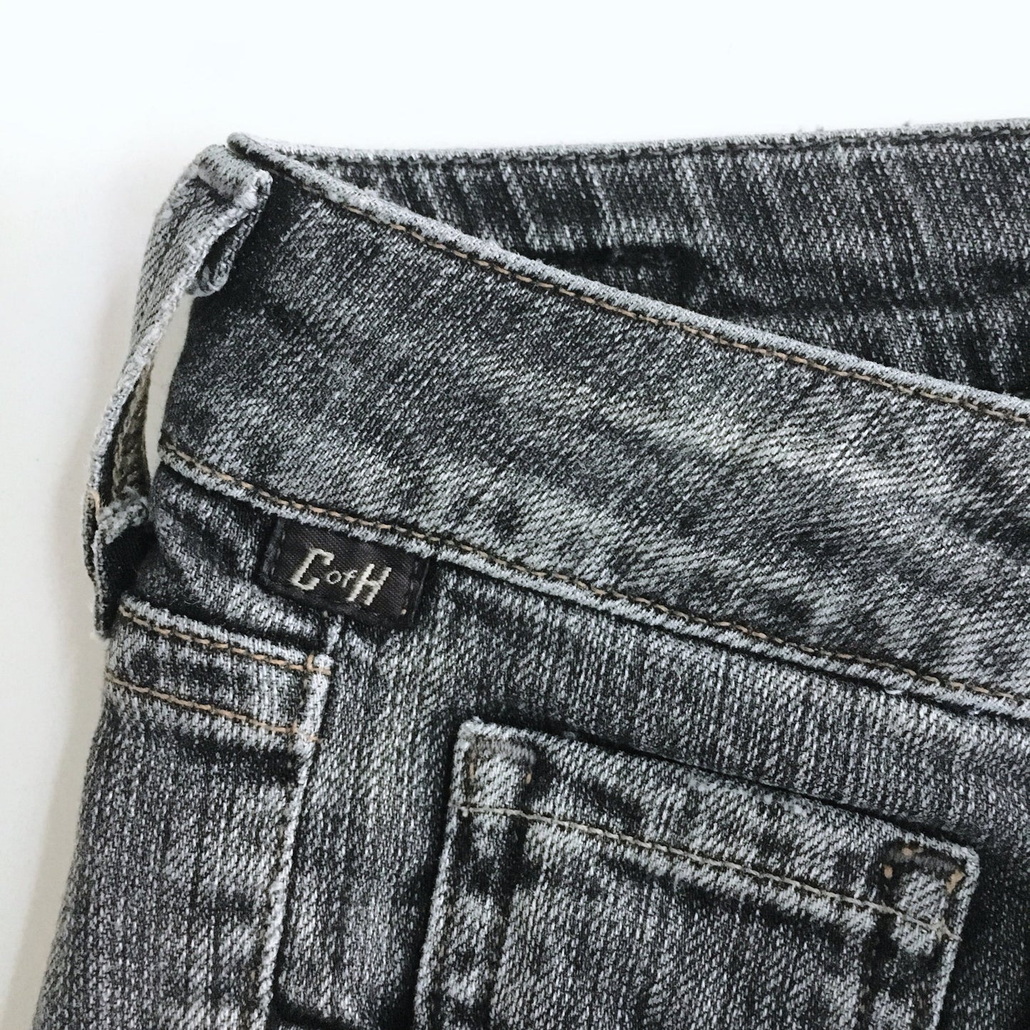 Citizens of Humanity Low Rise Ankle in Chateau - size 28