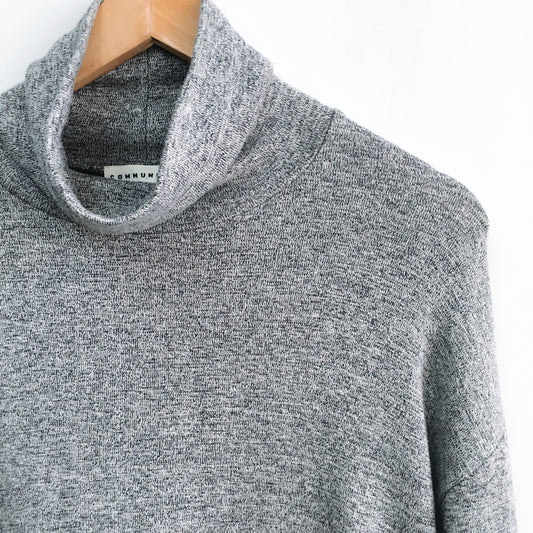community allora turtleneck sweatshirt - size xs