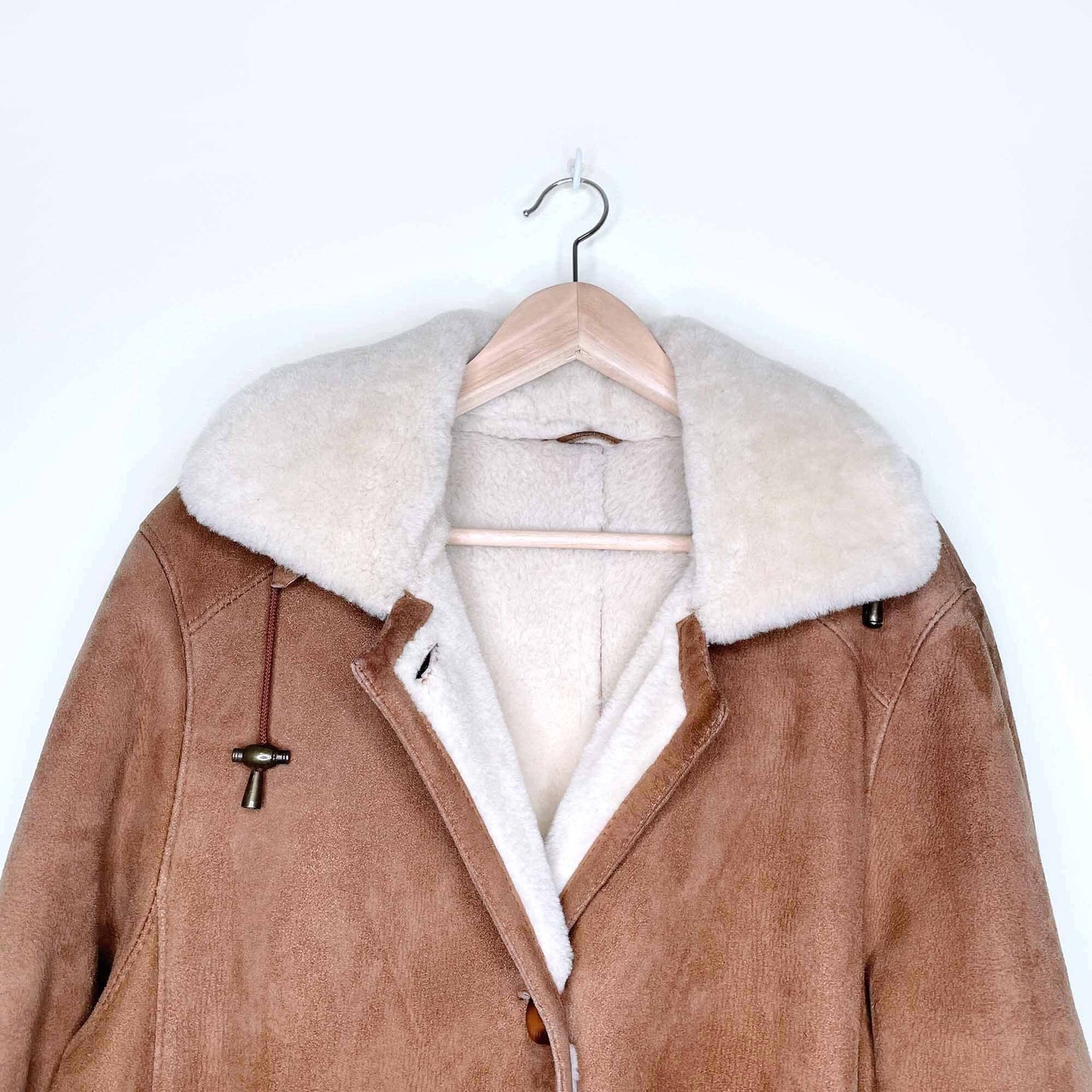 danier hooded analisa shearling coat - size medium