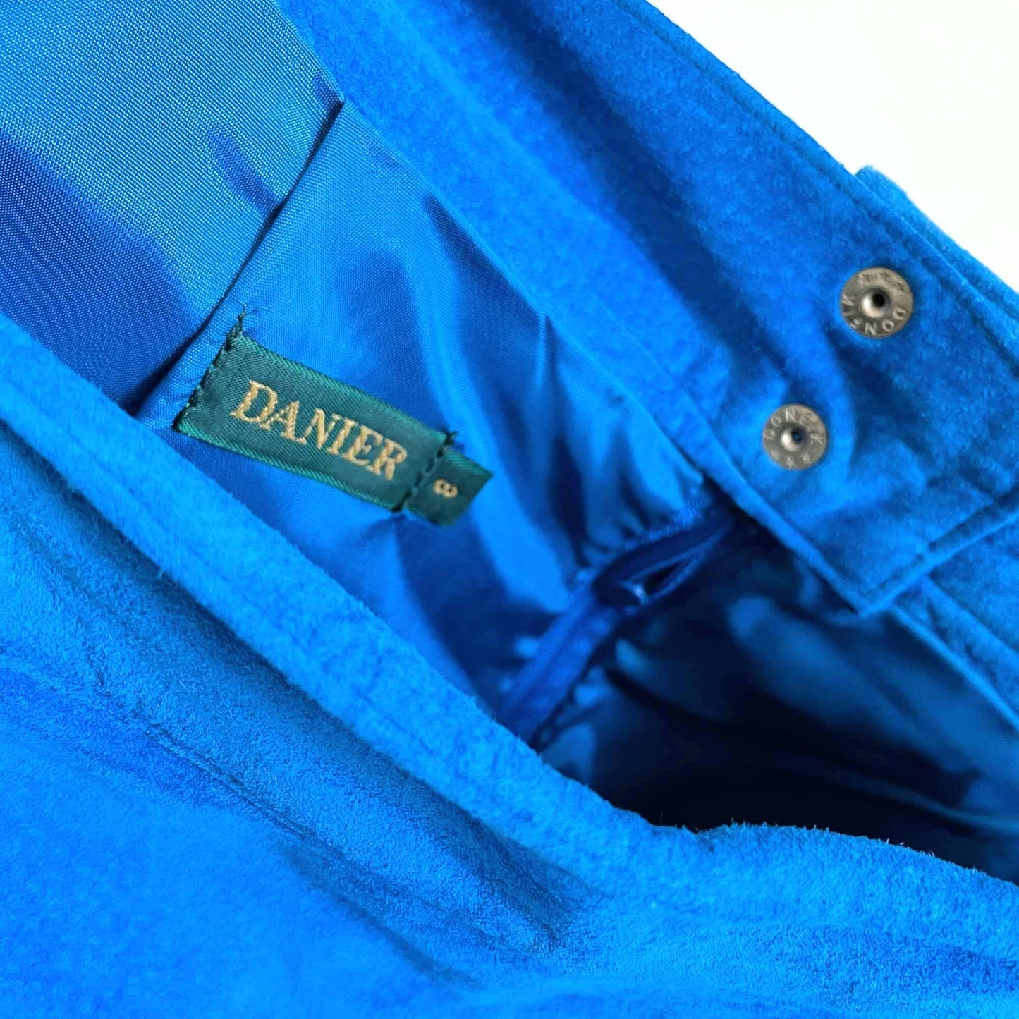 vintage danier high rise suede mini skirt - size 8