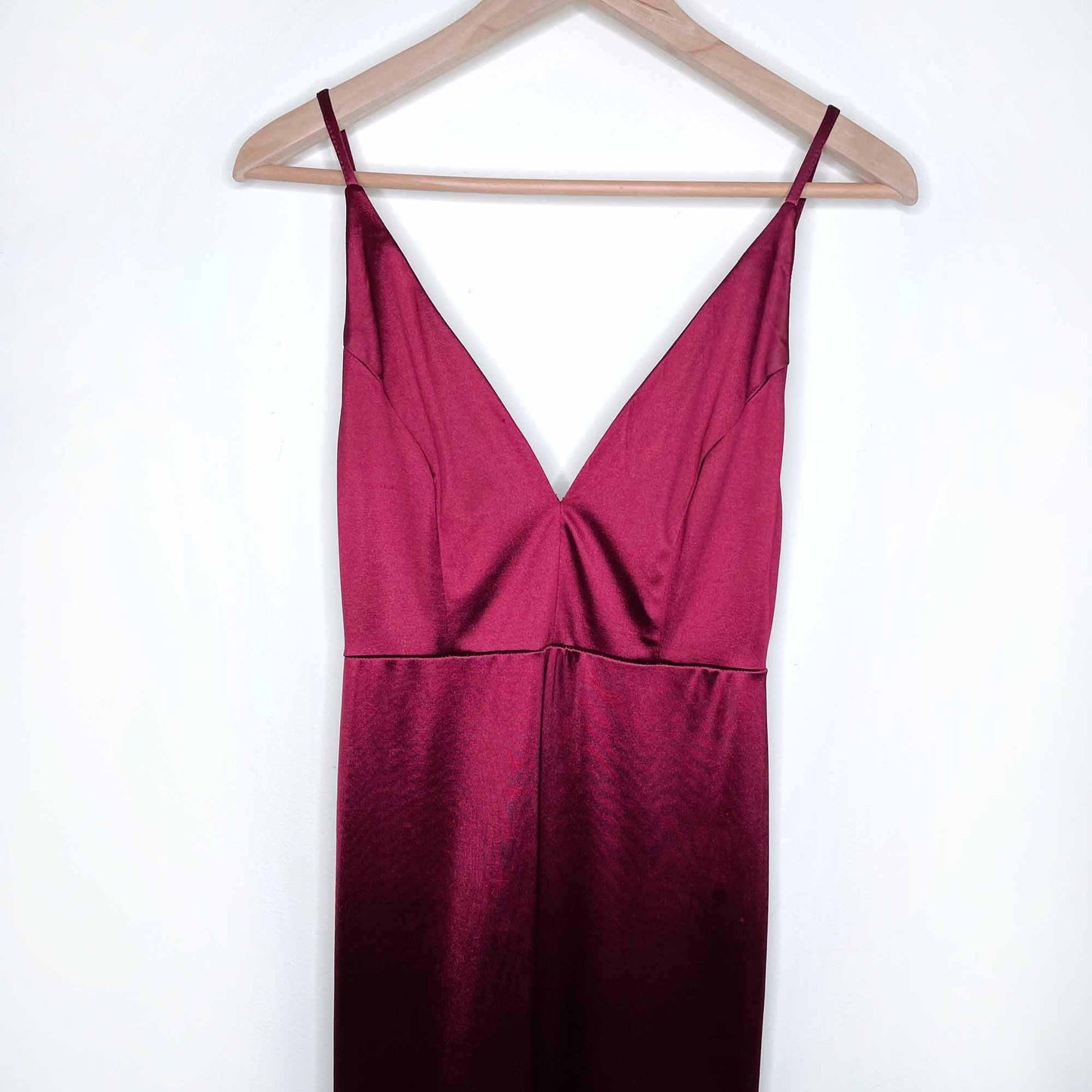 fashion nova temporary love satin mermaid gown - size medium