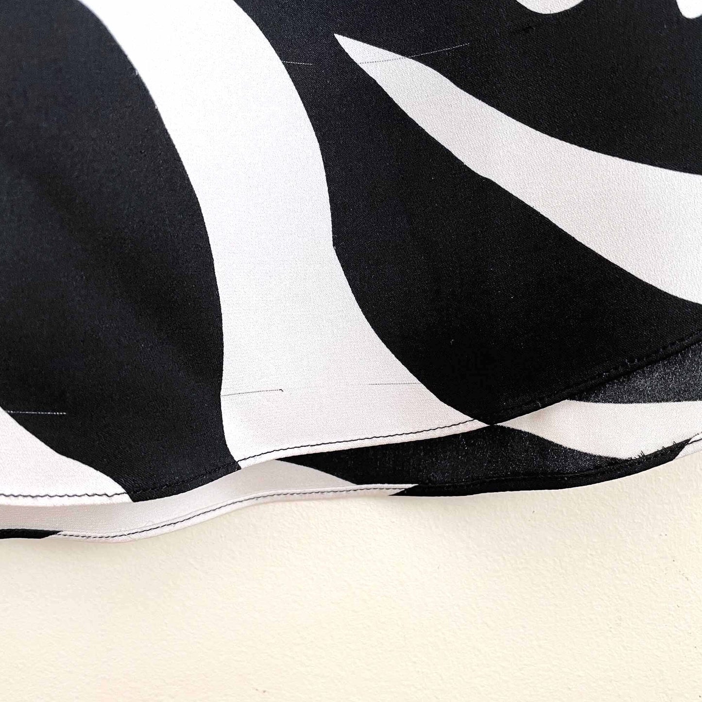 DVF Freya Zebra Stripe Stretch Silk Shirtdress - size 8