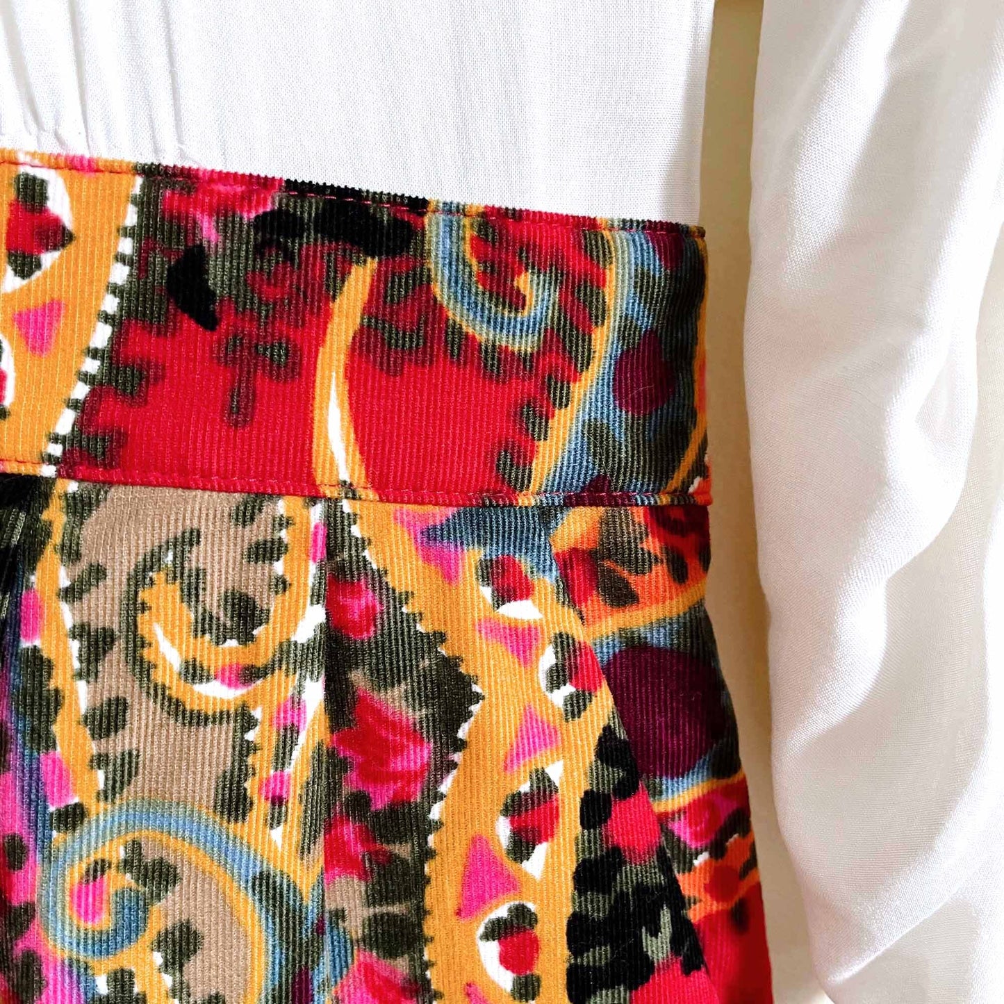 edme & esyllte peasant dress with micro cord paisley rose skirt - size 4