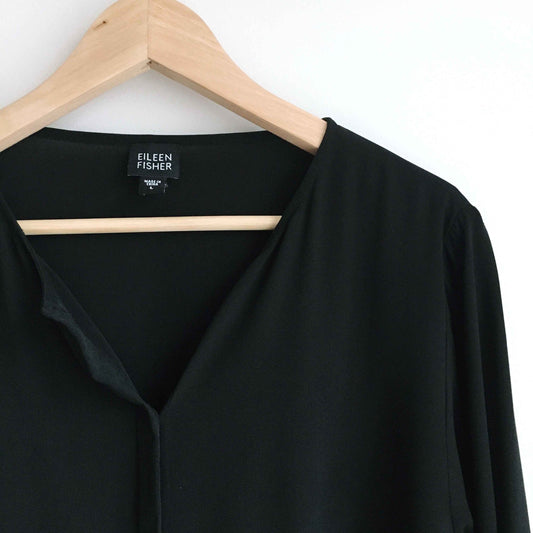 Eileen Fisher silk stretch button down top - size Large