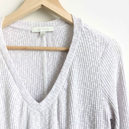 Eri + Ali Gloria Waffle Thermal top - size Medium