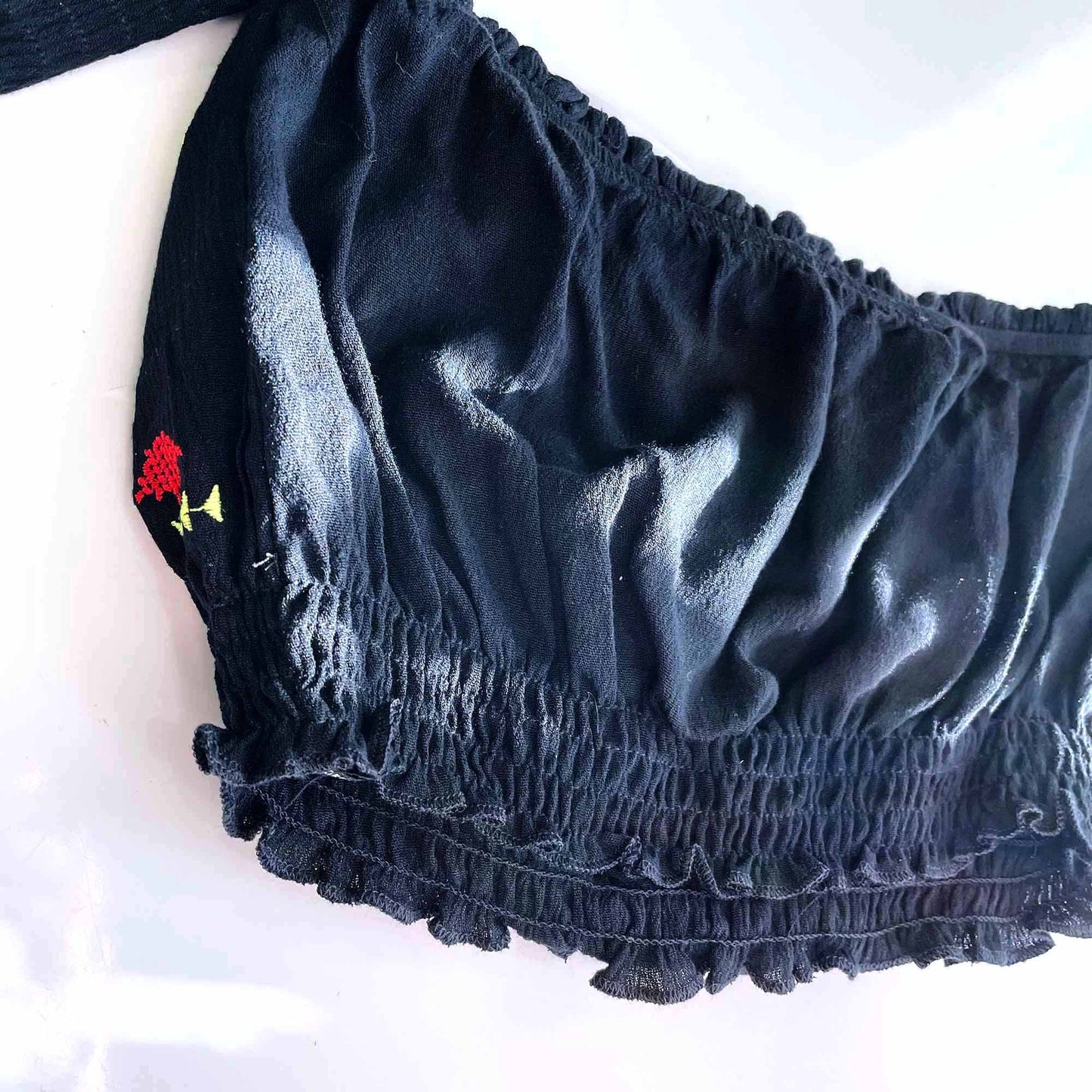 nwt forever 21 off shoulder embroidered crop top - size small