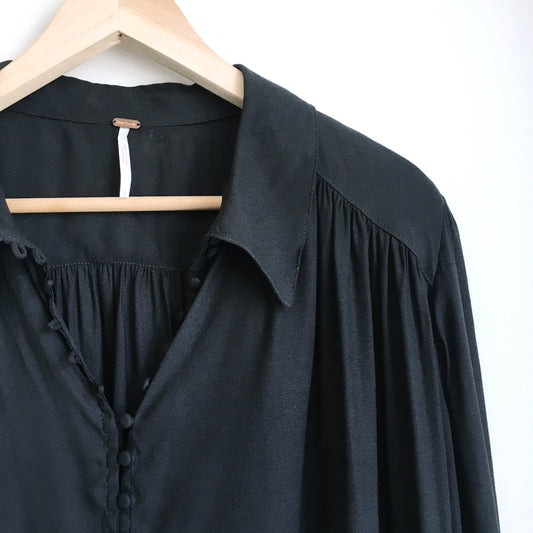 Free people oversized boho buttondown - size Large