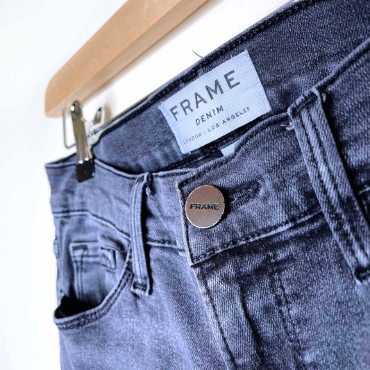 frame le skinny de jeanne in muddywaters - size 26
