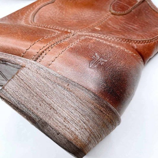 Frye leather short heeled western bootie - size 8