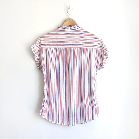 GAP striped buttondown shirt - size xs