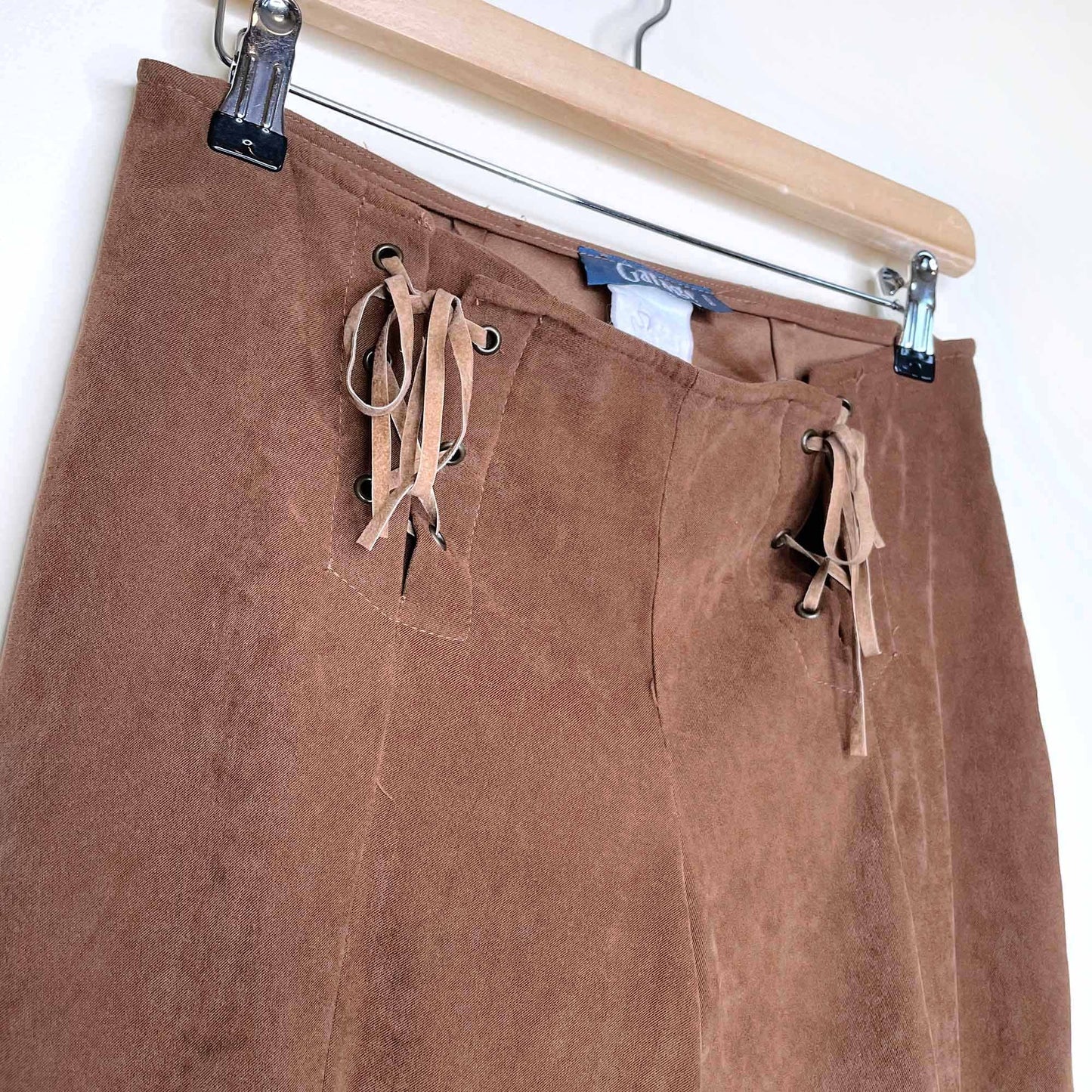 vintage garage y2k low rise lace up faux suede flare pants - size 4