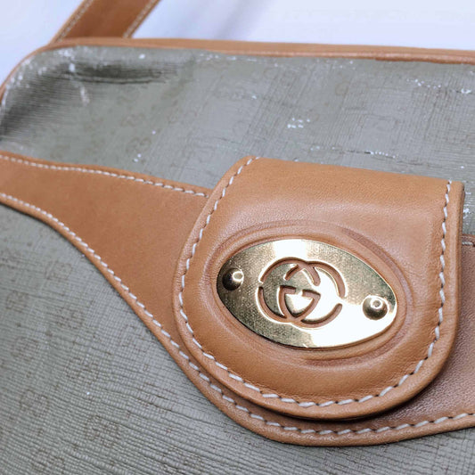 Vintage Gucci leather GG monogram crossbody bag